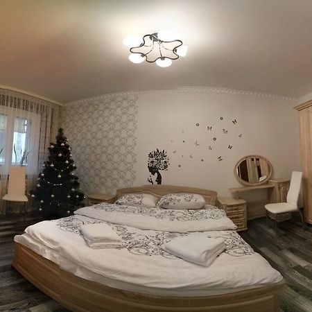 Apartment On Novaya Street 5 Bila Tserkva Exteriör bild